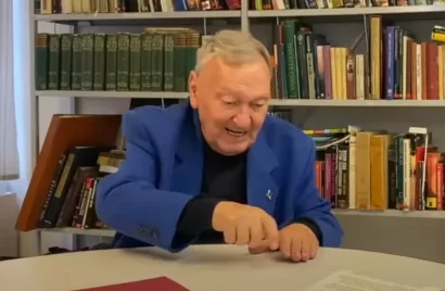 Ki volt a 90 évesen elhunyt Erich von Däniken?