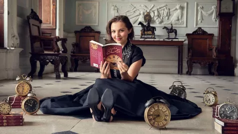 5 dolog, amit megtudtunk A Hét Számlap című netflixes Agatha Christie-feldolgozásból