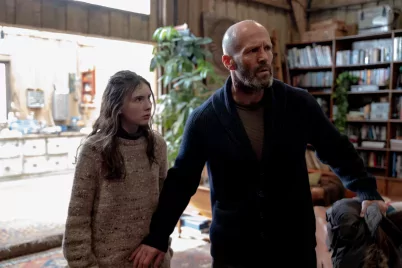 Az első reakciók szerint iszonyatosan ütősre sikerült Jason Statham új filmje, A megmentő