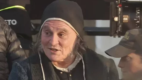 Johnny Depp felismerhetetlen a Karácsonyi ének új feldolgozásában 