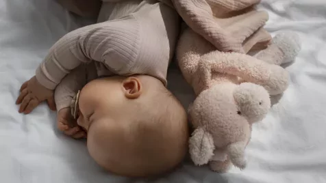 A tudomány kimondta, ettől az 5 rockballadától pillanatok alatt elalszanak a kisbabák