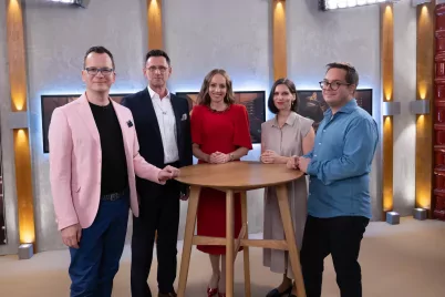Cápák között: triplán fektettek a kortás művészetbe a Cápák