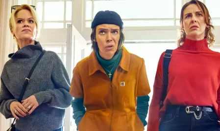 A Netflix legcsavarosabb, legeredetibb sorozata 3 kettyós csajról szól