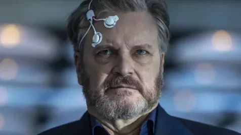 Colin Firth-t így még nem láttuk: ijesztően néz ki A leleplezés napja új előzetesében 