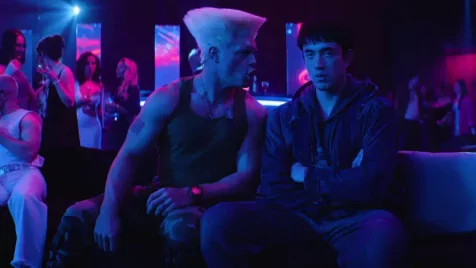 Itt a Street Fighter-film frenetikus előzetese, ami tökéletesen eltalálja a '90-es évek idióta hangulatát