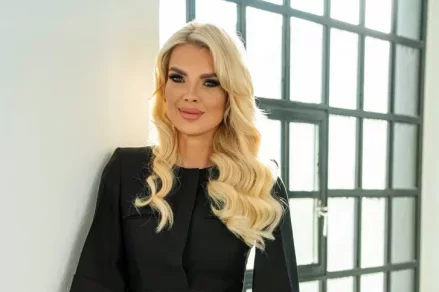 Felmentették a TV2 hírigazgatóját, Szalai Vivient, megszűnik a pozíciója