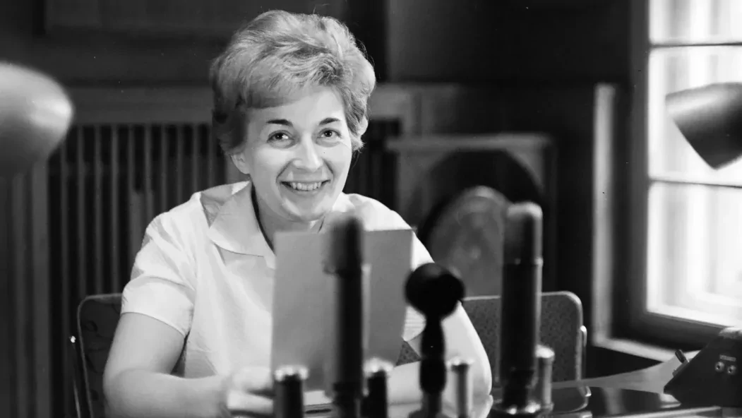 Elhunyt Erőss Anna legendás rádióbemondó