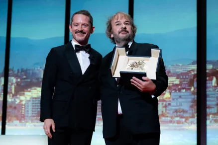 Elkezdődött a Cannes-i Filmfesztivál, így érkeztek meg a sztárok - KÉPGALÉRIA