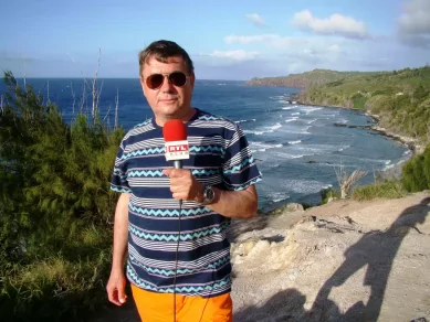 „Szemlélője vagyok a világnak” - interjú Oltványi Tamással, A luxus szentélyei szerzőjével