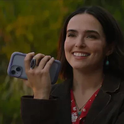 A Netflix új romantikus filmje letarolta a világot, most tényleg mindenki ezt nézi 