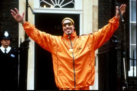 Sacha Baron Cohen Ali G-ként tért vissza, Wimbledonban jelent meg - VIDEÓ! 