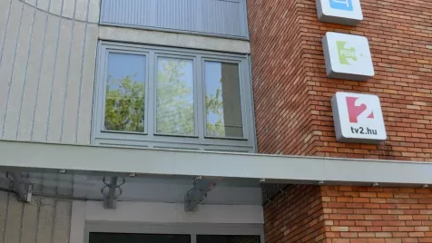 Ők lehetnek a műsorvezetők? Teljesen megújulhat a TV2 híradója, itt van minden, amit tudunk 