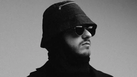 Mindenki meghatódott Azahriah különleges produkcióján, édesanyjával énekelt együtt – VIDEÓ! 