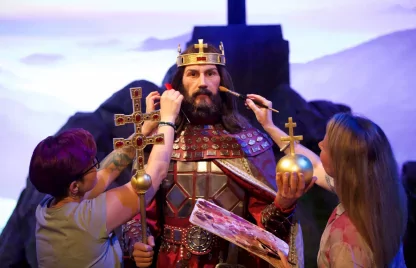 Szent István figurájával ünnepli az államalapítást a Madame Tussauds Budapest