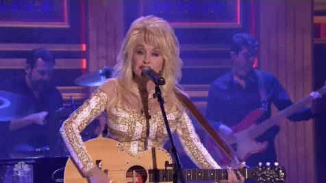 Hivatalos: ez okozta Dolly Parton halálát – sorra búcsúznak a legendától a sztárok