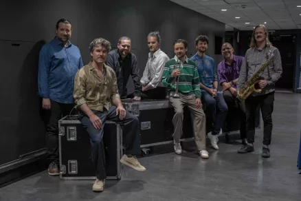 A Söndörgő a Snarky Puppy európai turnéjának vendége