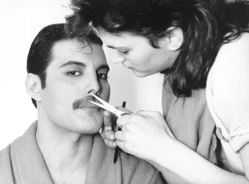 80 éve született Freddie Mercury: 10 emlékezetes történet a Queen legendás énekeséről - GALÉRIA