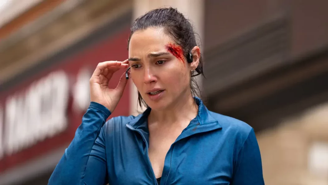 Gal Gadot futni ment, de ebben a thrillerben a gyereke élete a tét
