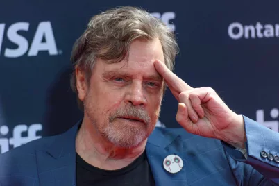 Meglepő tények és bizarr teóriák a 75 éves Mark Hamillről - KÉPGALÉRIA