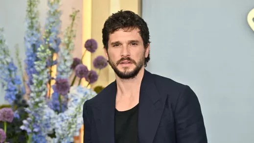 Furcsán becézi Kit Harington Leonardo DiCapriót, pedig még sosem találkoztak 