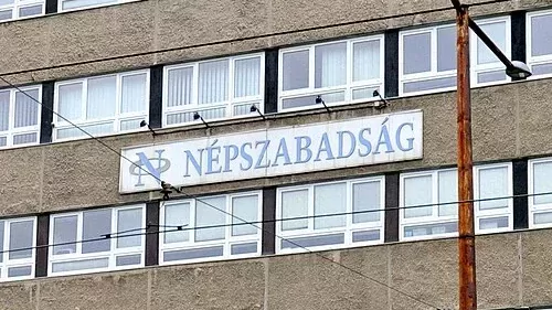 Tíz év után újraindul a Népszabadság