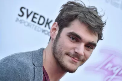 Tragikus hirtelenséggel elhunyt a Breaking Bad sztárja, RJ Mitte